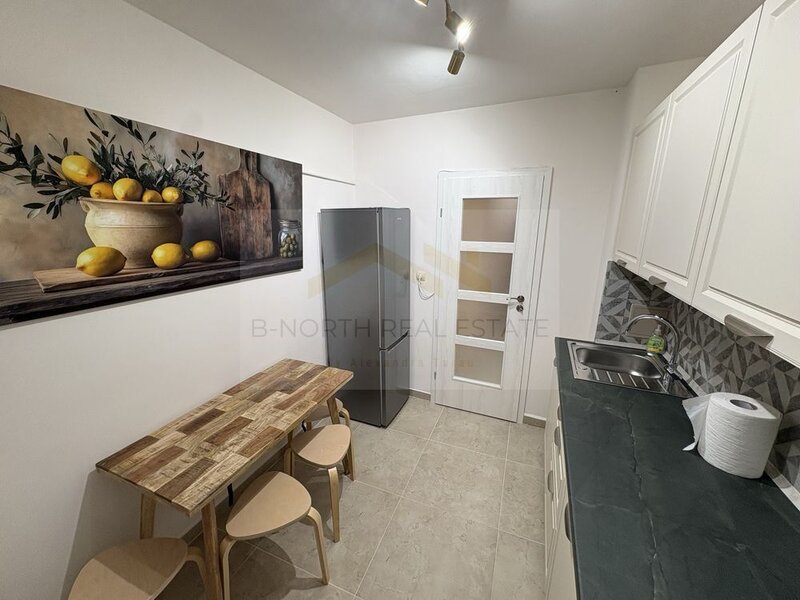 Aparatorii Patriei Apartament de inchiriat 2 camere  Prima inchiriere | Metrou